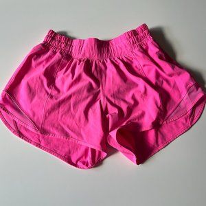 Lululemon "Pink Highlight Hotty Hot Shorts" Size 4